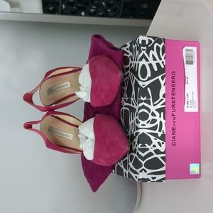 Diane Von Furstenberg Berry Suede Slingback Pump Sz 8.5